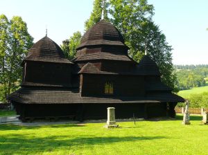 Bieszczady_Cerkiew_w_Równi_z_I_połowy_XVIII_w.